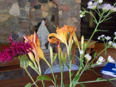 A material bouquet, at a spiritual place (Durward's Glen Retreat Center)